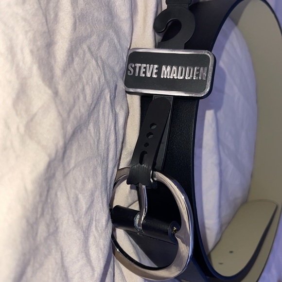 Steve Madden belt - Picture 3 of 4